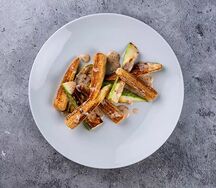 Кабачок и мини-кукуруза