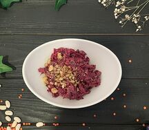 Свекольный с орехом