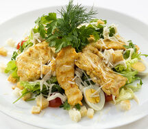 Салат Цезарь с куриным филе