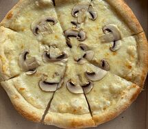 Пицца грибная