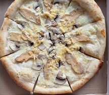 Курица и грибы