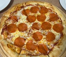 Пицца пепперони