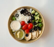 Боул с курицей и рисом