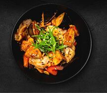 Салат с баклажанами и курицей