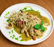 Паста с куриной грудкой