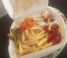 Шаурма в тарелке куриная