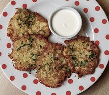 Драники картофельные с фирменным соусом