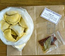 Замороженный вареники с картошкой и лучком