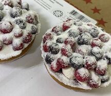 Тарталетка ягодная со смородиной