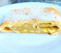 Яблочный штрудель с лимоном