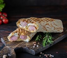 Хот-дог четыре сыра