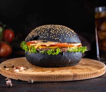 Классический со cвинoй котлетой