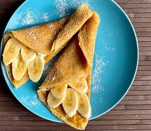 Блинчики с фирменной карамелью и бананом
