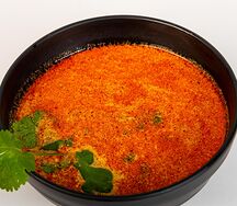 Том ям с курицей