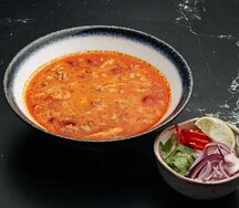 Суп Том Ям с цыпленком