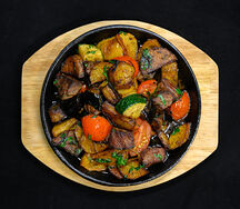 Жаркое с говядиной