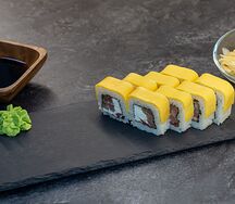 Ролл Голден с тунцом