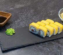 Ролл Голден с креветкой