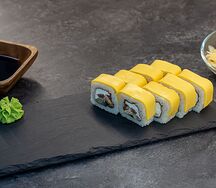 Ролл Голден с угрём