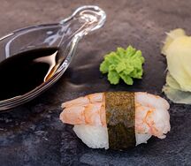 Суши с креветкой