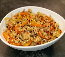 Гохан с курицей и овощами