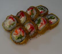 Горячий ролл с креветкой
