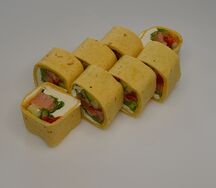 Тортилья с копчёным лососем