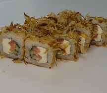 Бонито с копчёным лососем