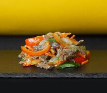 Салат с говядиной по-корейски