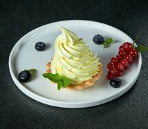 Набор корзинок с белковым кремом