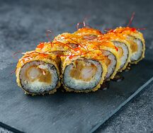 Теплый ролл с курицей
