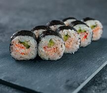 Хосомаки с камчатским крабом