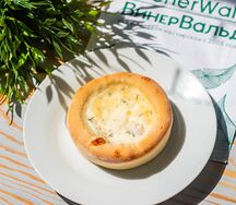 Мини-пицца с рыбой