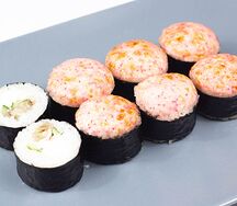 Запеченный ролл с курицей