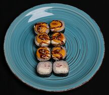Запеченный ролл с курочкой