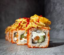 Урамаки Акеми