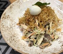 Саратон с курицей и картофелем пай