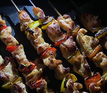 Шашлык на шпажках из свинины