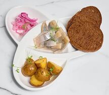 Сельдь с картофелем