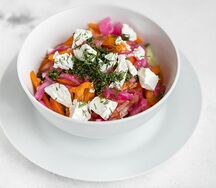 Овощной салат с сыром