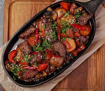 Горячая сковородка с говядиной