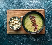 Картофельный крем-суп с беконом