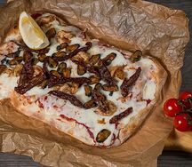 Пицца с морепродуктами