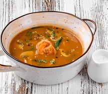 Том ям с курицей и креветками