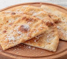 Фокачча с сыром Пармезан