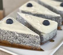 Чизкейк маковый