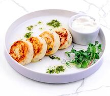Сырники Сулугуни
