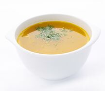 Куриный бульон с курицей