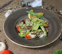 Салат тёплый с уткой
