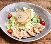 Цезарь с нежной курочкой